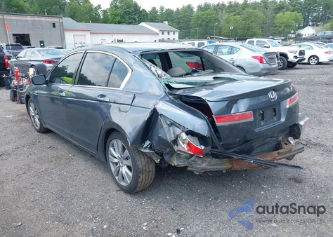 2011 Honda Accord 2.4 Ex из США, поврежденный, VIN 1HGCP2F77BA114536